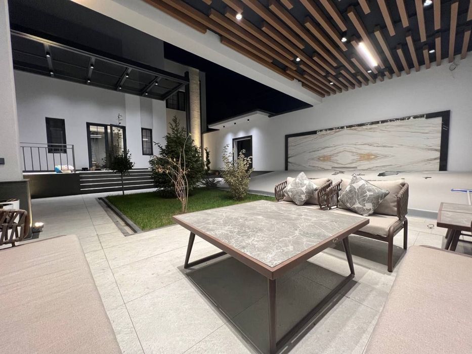 МИРЗО УЛУГБЕК 4 сотик 6 хона Евро ремонт 4 та санузел Ор:Циалковский к