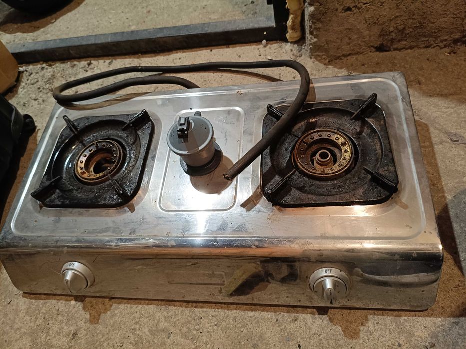 Продавам газов двоен котлон SONASHI