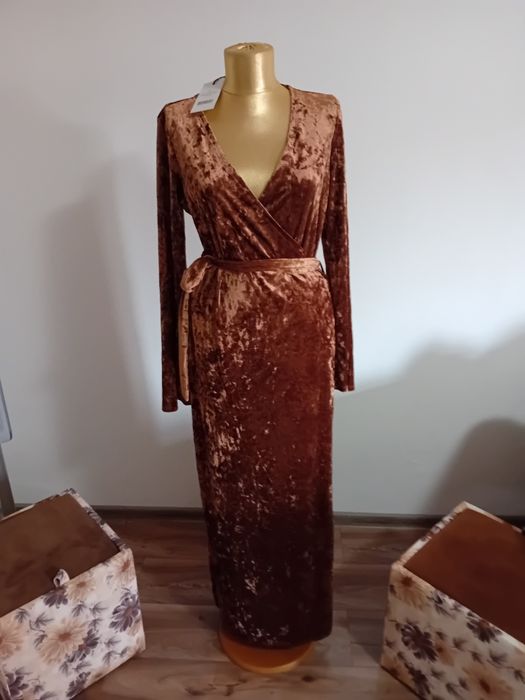 Rochie lunga, marimea S (potrivita si pentru marimea M)