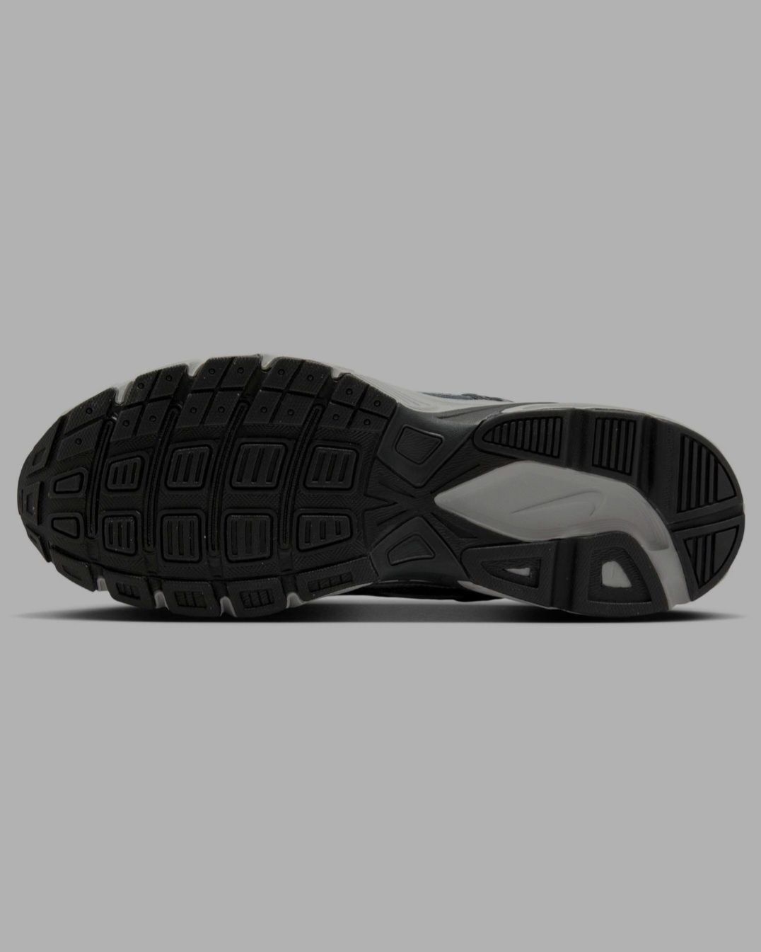 Nike обувки INITIATOR