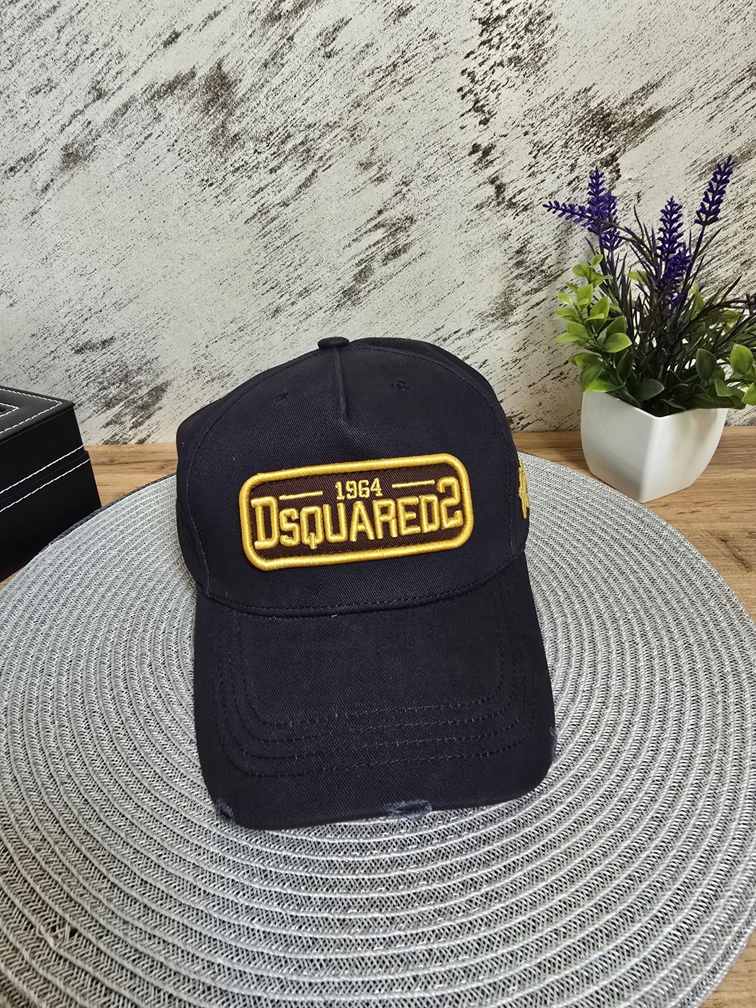 Шапки Dsquared2 НОВО