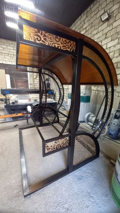 Качелья.         .