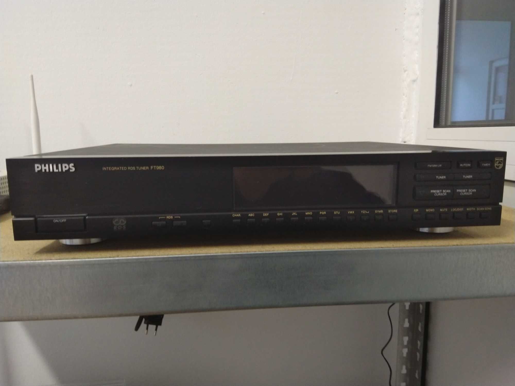 Tuner Philips FT980, 3 benzi FM/MW/LW, varf de gama