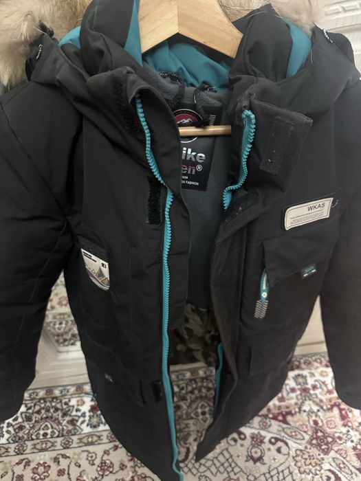 Продам зимнюю куртку на мальчика