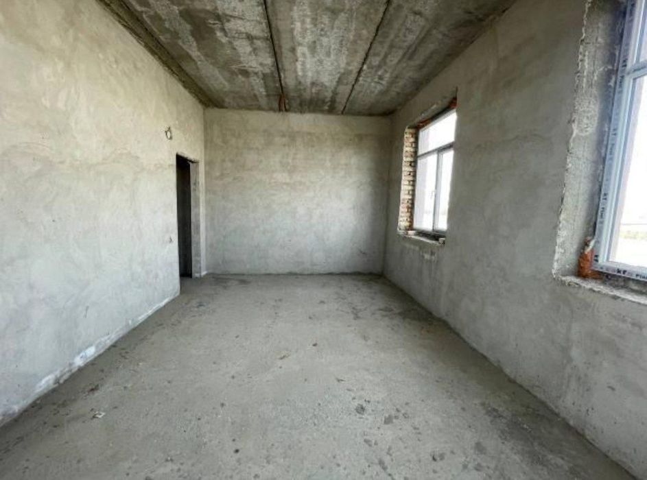 Fayzobod tomonda 3 xonalik korobka sotiladi