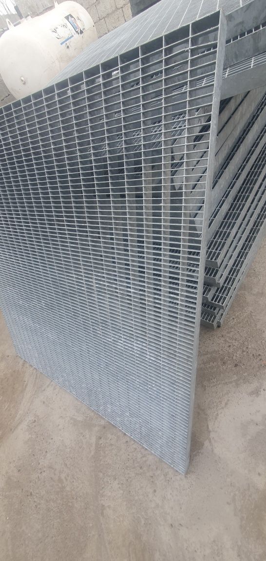 Trepte - zincate 73x27