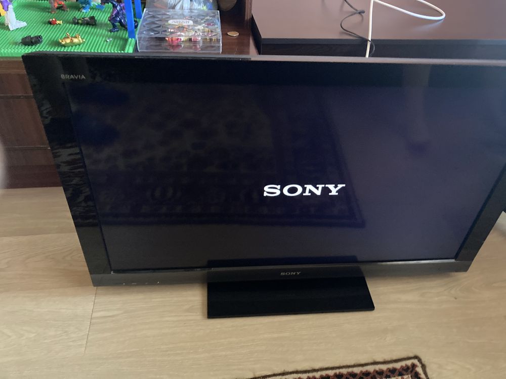 LCD телевизор Sony BRAVIA KDL-40EX402 40' Full HD