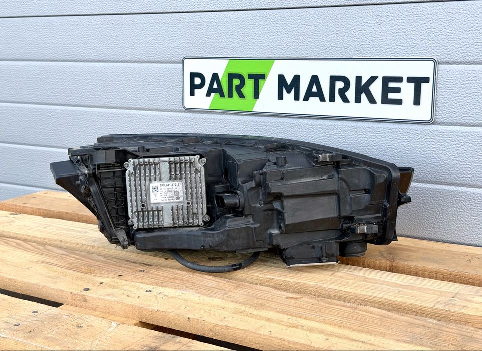 Ляв фар AUDI A7 S7 RS7 FULL LED 4G8941033J