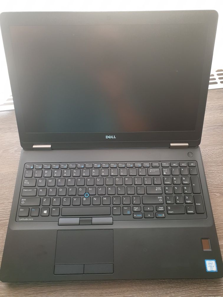 Dell latitude 5570