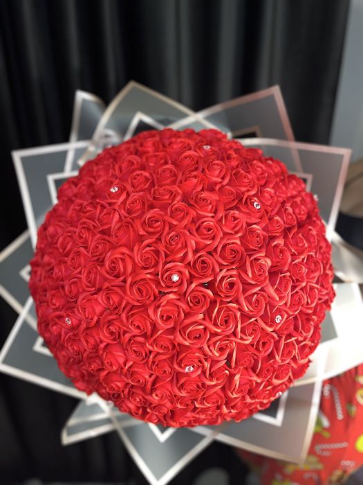 buchete trandafiri buchet personalizat cadou flori din sapun rosu roz