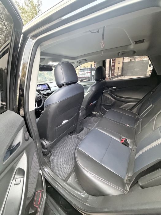 Продаёься Tracker 2 premier