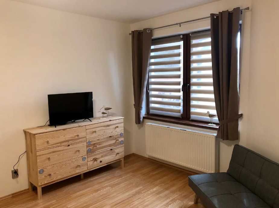 Дава се под наем Двустаен апартамент в Пловдив, Каменица 1 - 55 кв.м за 200 € - Снимка #3