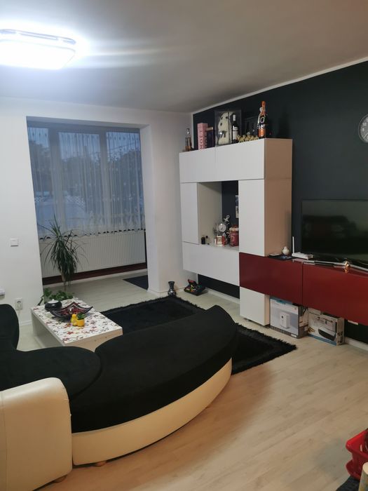Apartament cu 3 camere de vânzare in Caransebeș, confort 1,  65 m2