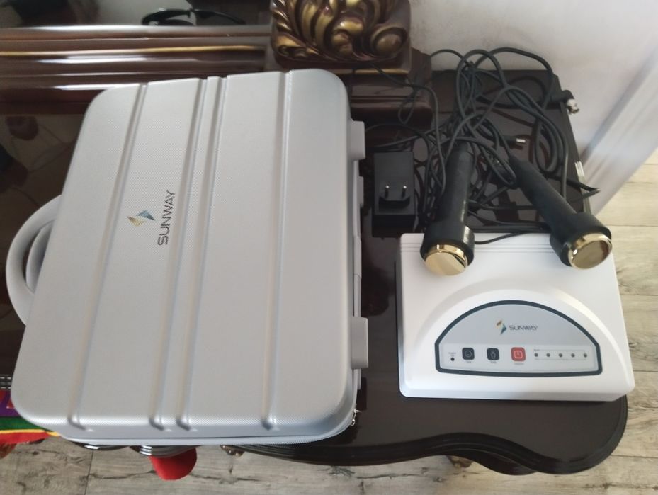 Косметологический аппарат для лица.