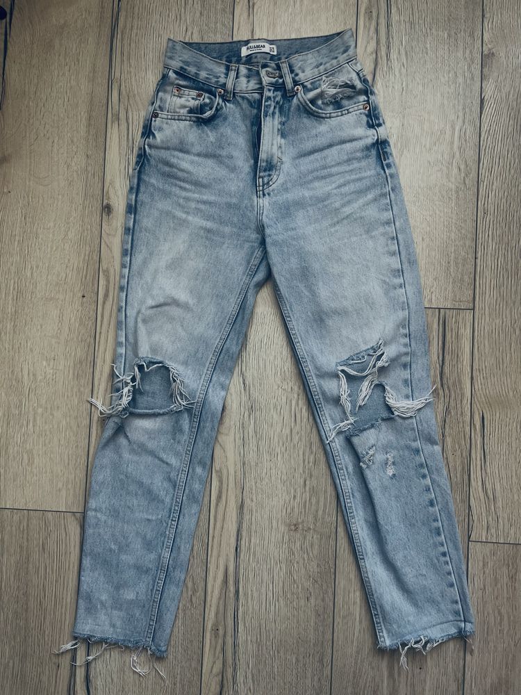 Светло сини дънки PULL&BEAR