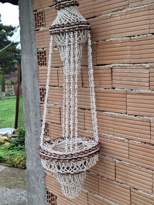 Цветарник от миди и рапани