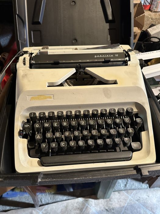 Masiande zcris mecanica  Triumph Gabriele 10