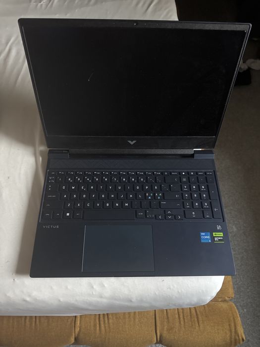 laptop hp victus 15
