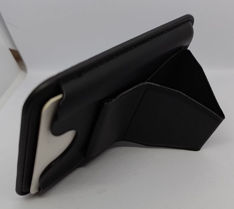 Portofele piele MagSafe pentru iPhone