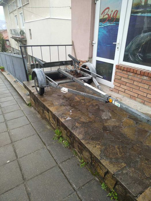 Колесар за лодка и Мотор.Ямаха  9.9 к