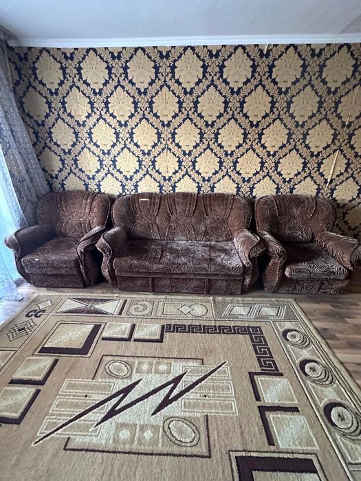 Отдам диван бесплатно!