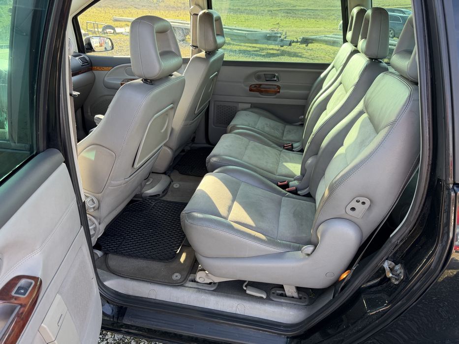 Vw Sharan 1.9 132 cp 7 locuri