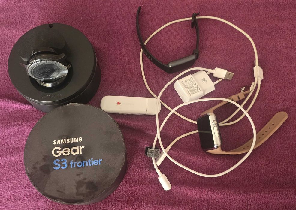 Smartwatch Samsung galaxy s3 Frontier, Huawai Band 7-E60, Hykker S79