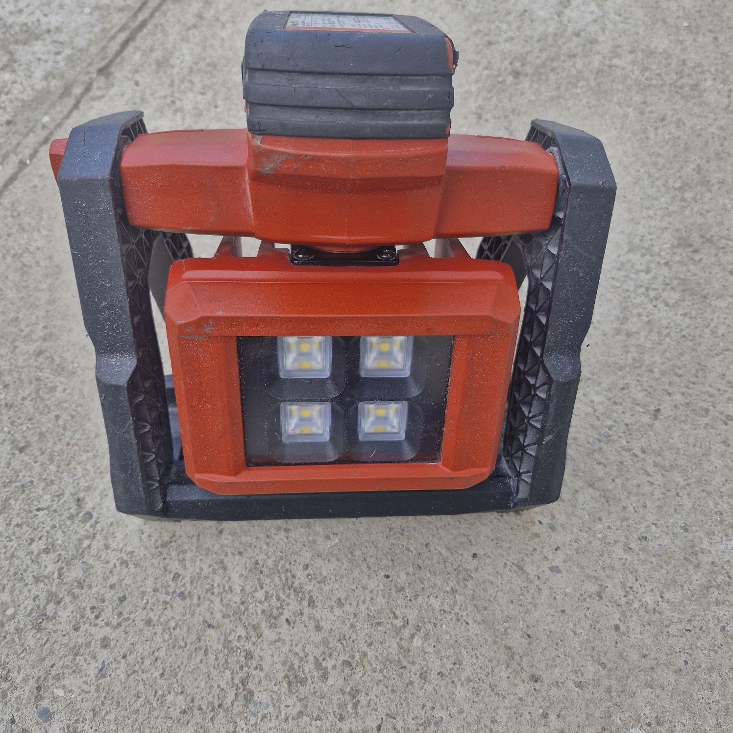 Lanterna Hilti SL 6-A22, cu leduri + acumulator 1.6 Ah