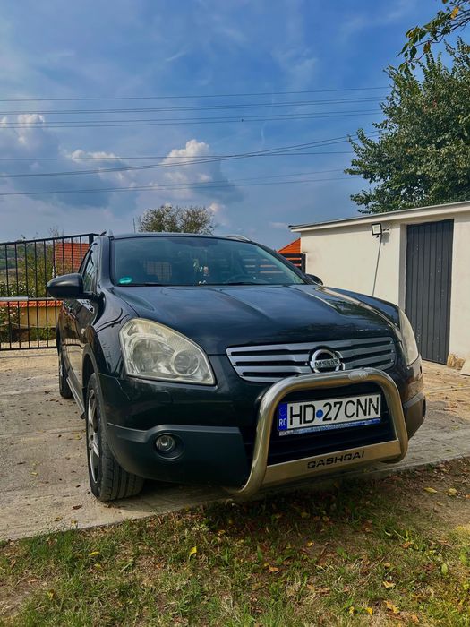 Nissan Qashqai +2, cutie automata