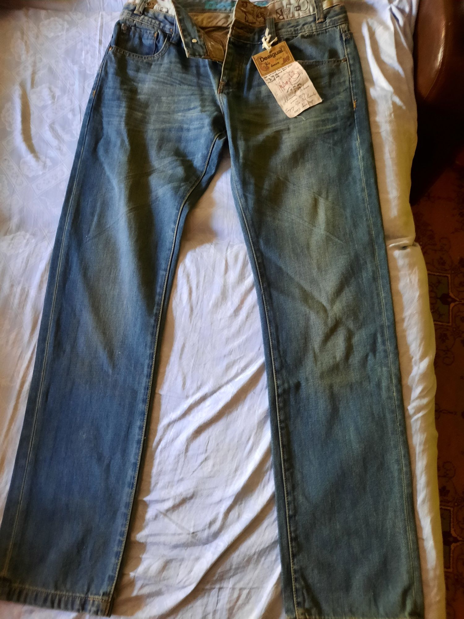 Blugi Desigual Noi, model The Hapy Jeans, regular fit, 32/34, Italia