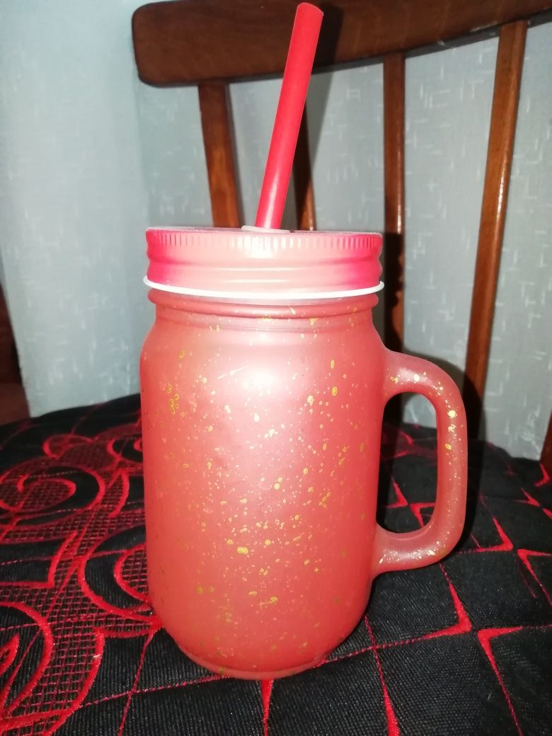 Продам кружку для коктейля.