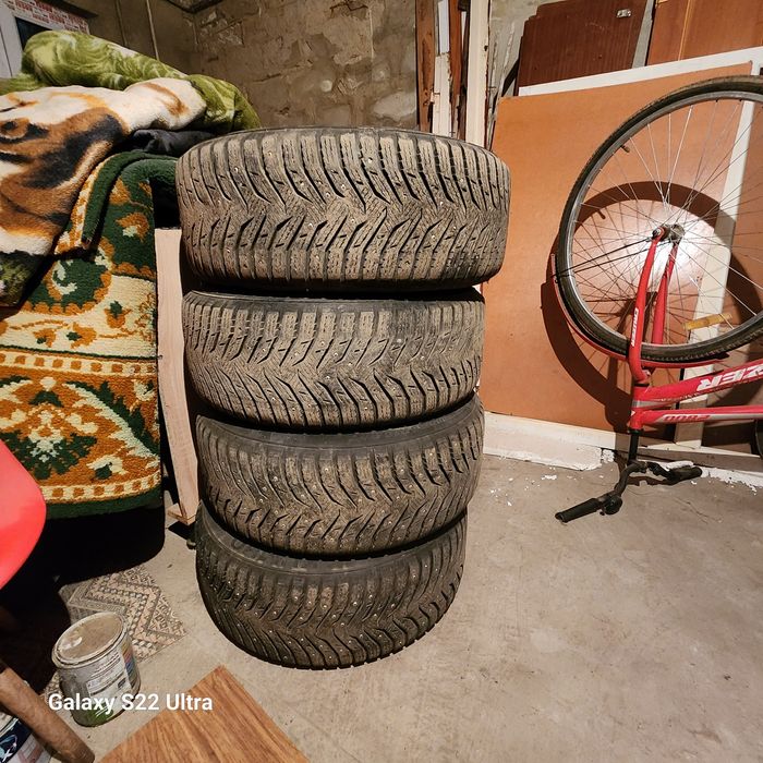 Шины с дисками шипованные