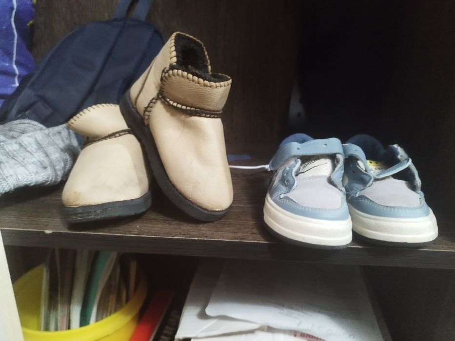 Детские обувь сотилади...