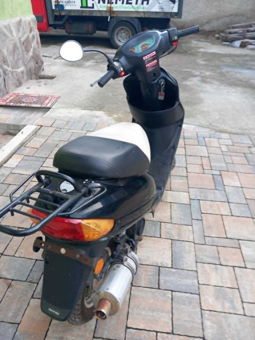 Scuter pe benzina in 4timpi 50cc