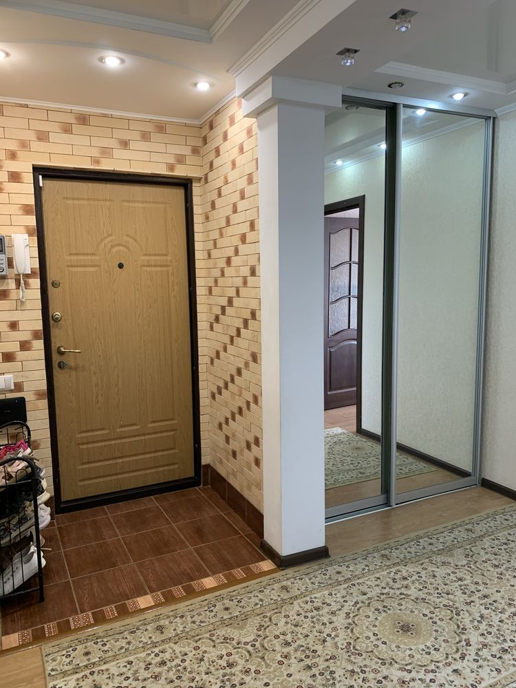Продам  3-комн.кв, ул. пл., 8 мкр