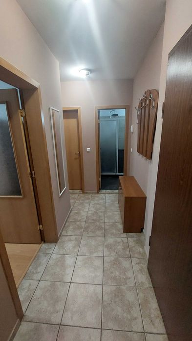 СОБСТВЕНИК продава 3-стаен апартамент до Окръжна Болница