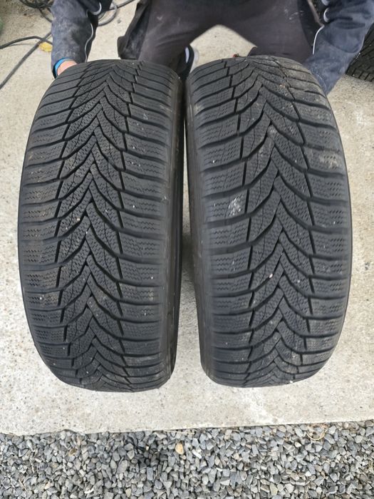 Cauciucuri iarna 215 55 17 continental si  nexen