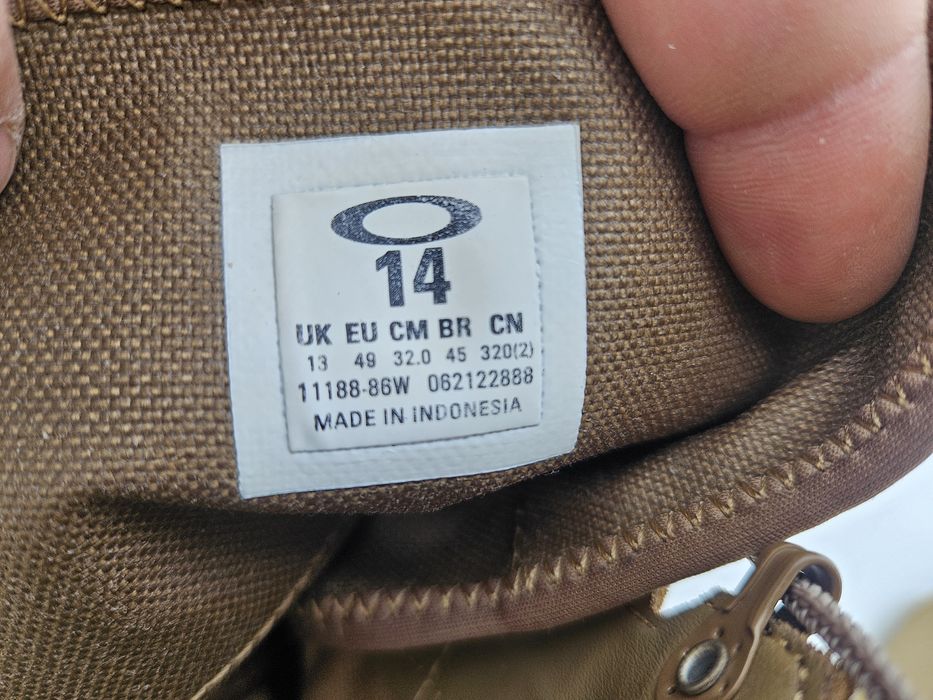 Oakley assault 2 nr 47