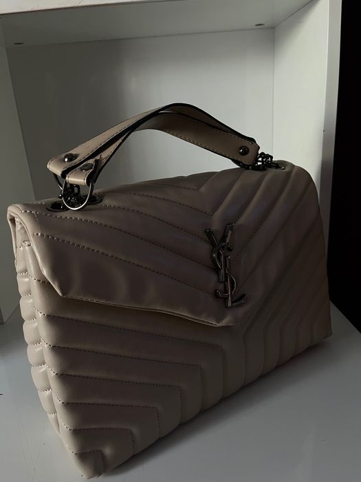 Бежова чанта на ysl