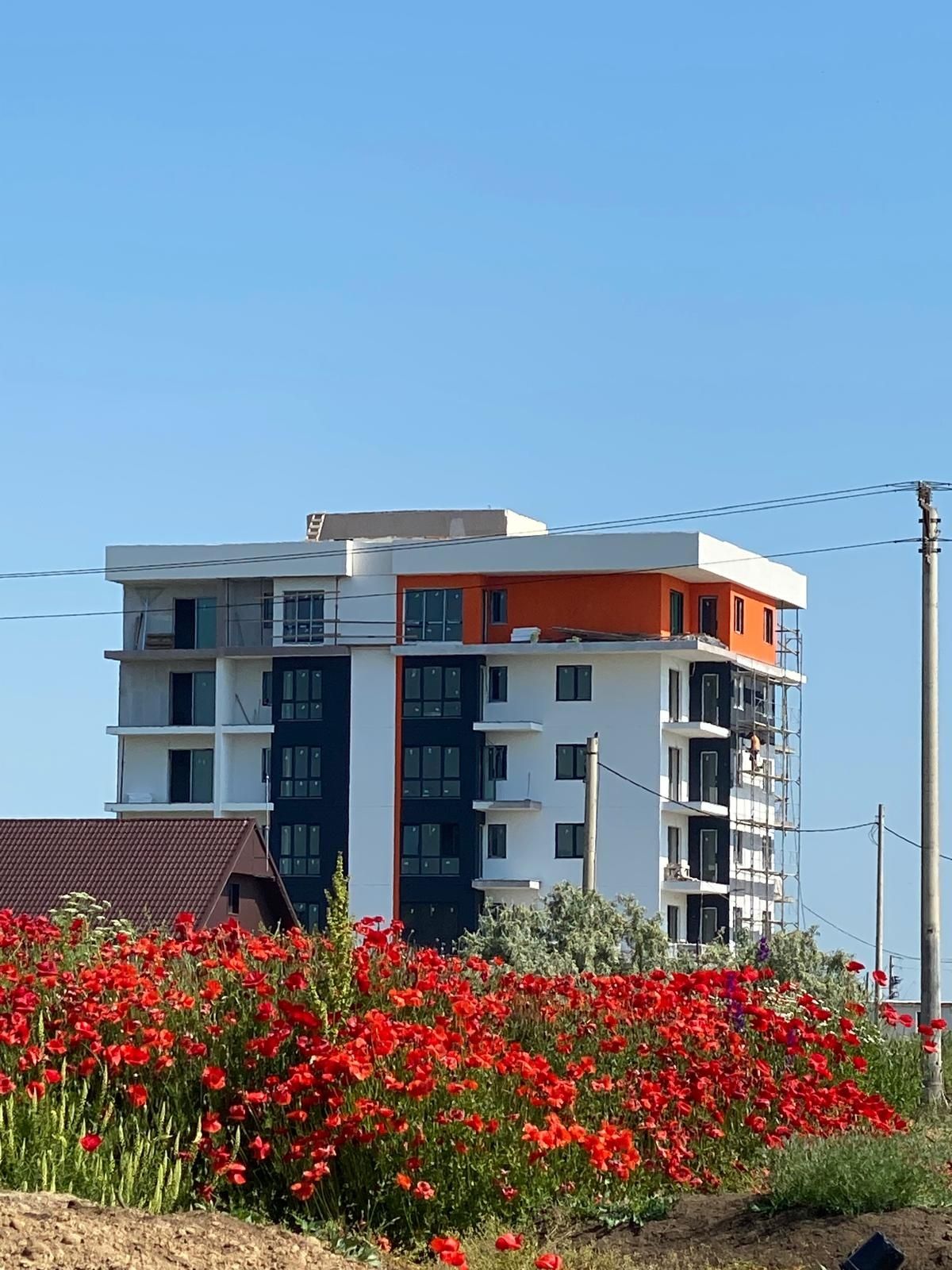 Dezvoltator imobiliar oferă spre vanzare apartamente în Costinesti