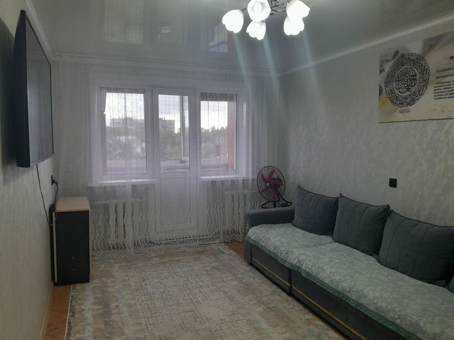 Продам двухкомнатную квартиру в районе Уюта!