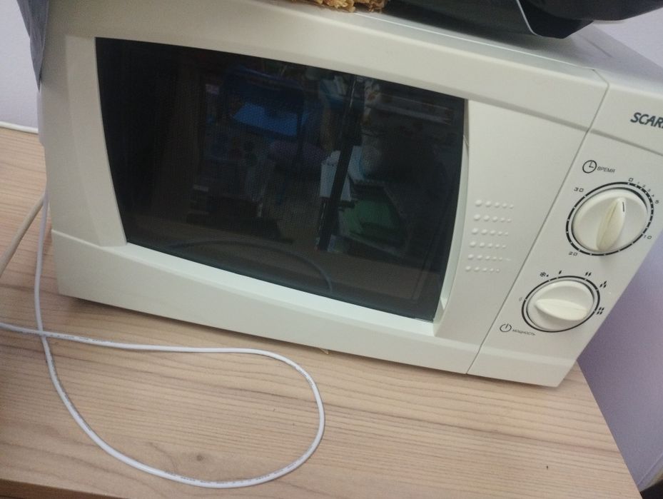 Продам микроволновку в хорошем состоянии