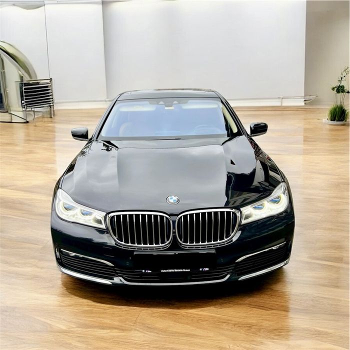 BMW 740e Plug-in Business 10/2018 Proprietar