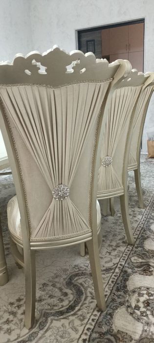 Стол с стульями  для 8 персон