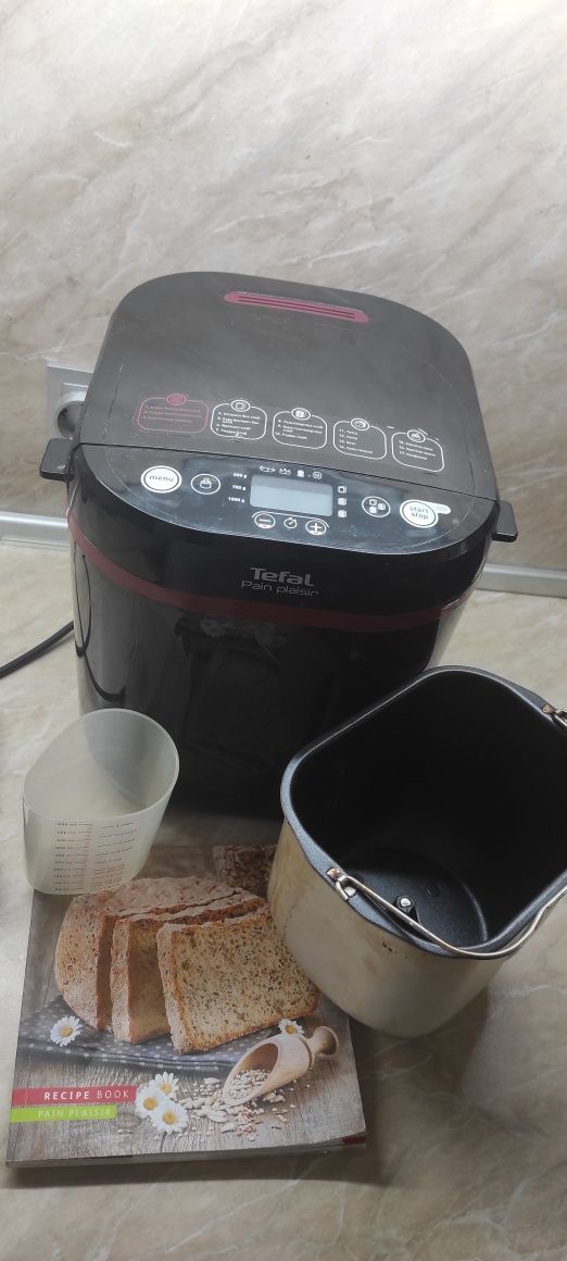 Хлебопекарна Tefal