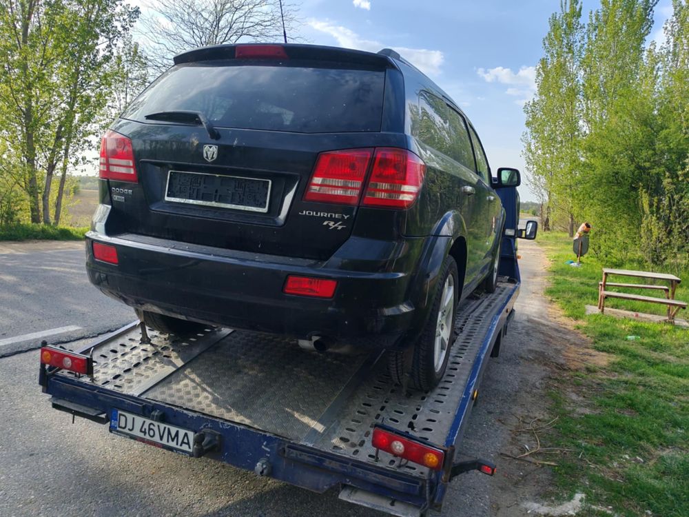 Dezmembrez Dodge journey 2.0 automat