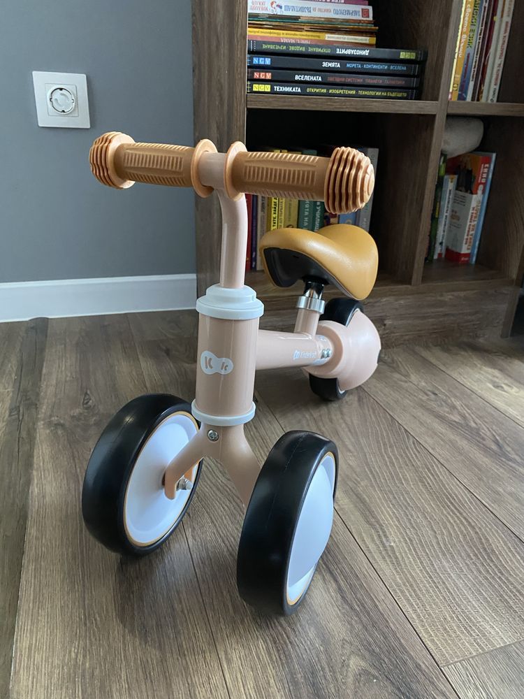 Колело за баланс Kinderkraft Cutie, розово