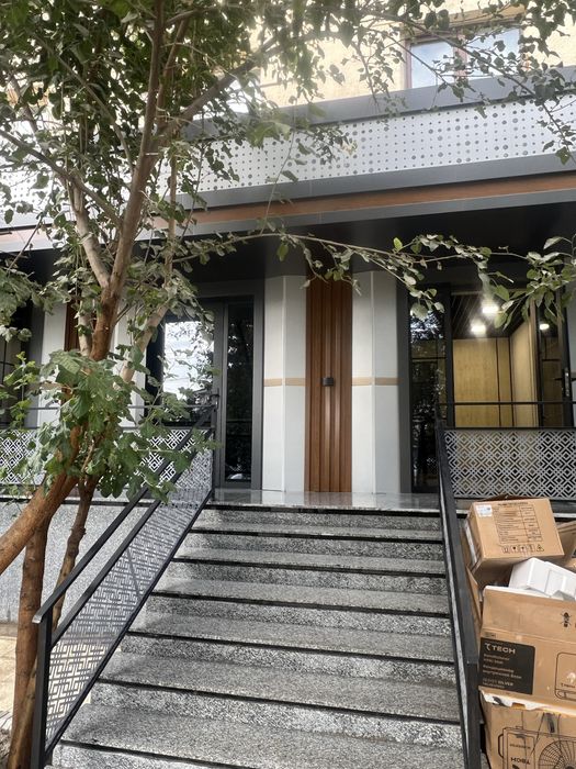 Евро нежилое 1-Линия ор: Чорсу ЖАР стадион 55 кв.м Евроремонт