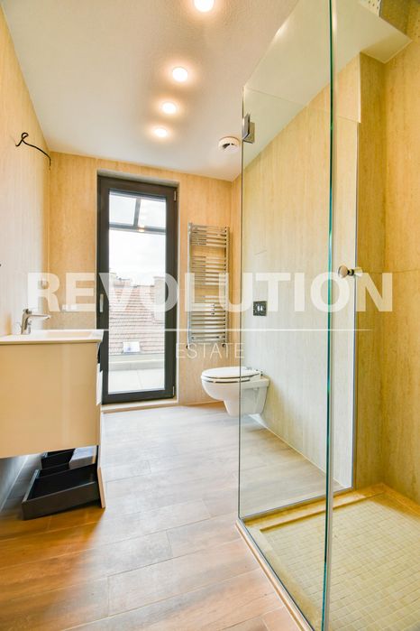 Дава се под наем Четиристаен апартамент в София, Изток - 100 кв.м за 1500 € - Снимка #11