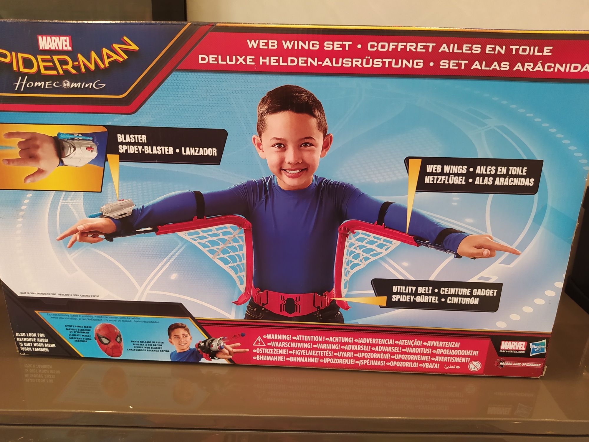 Игрушка костюм человек паук